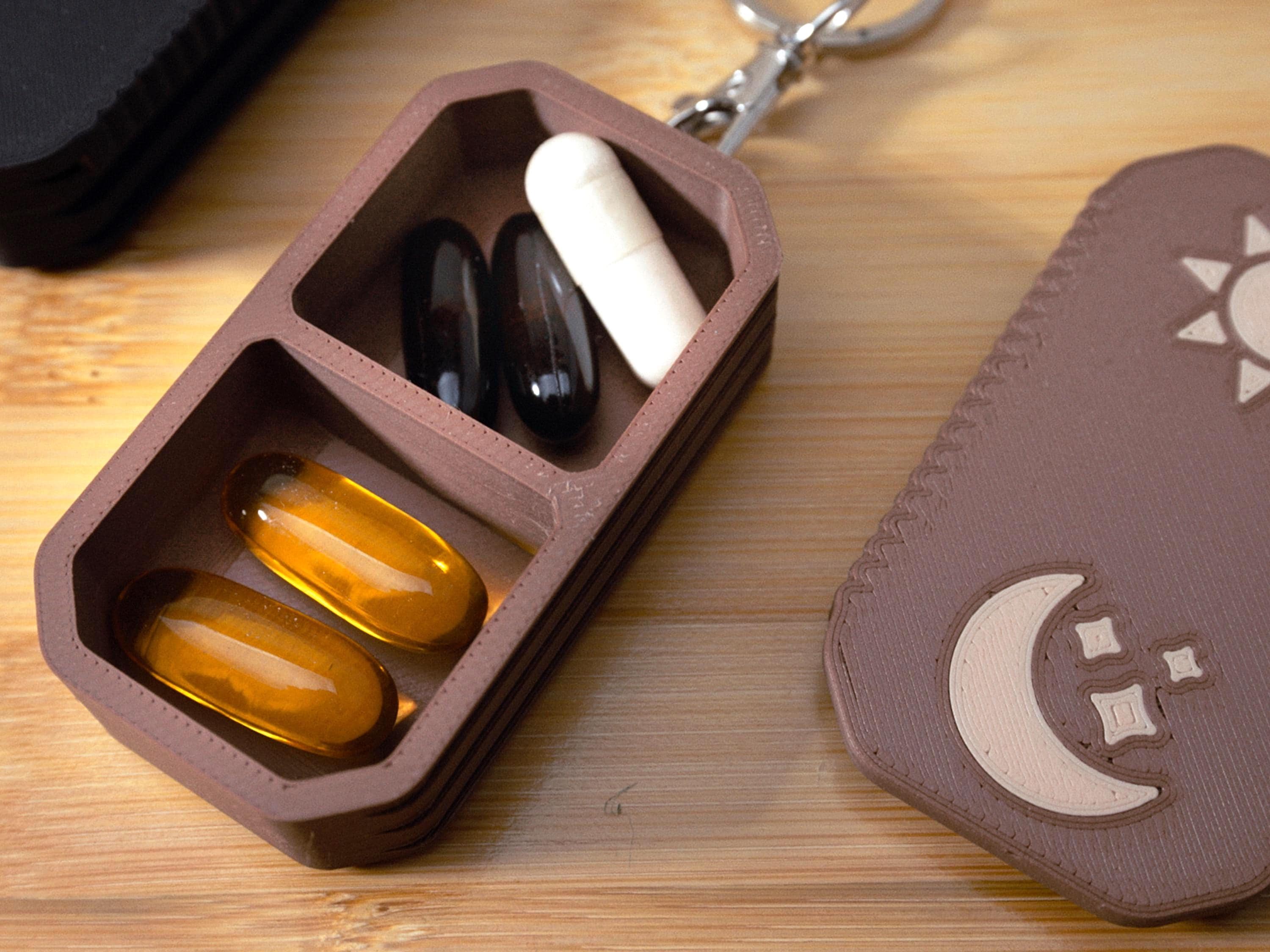 Daily Pill Organizer Keychain – Single or AM/PM Compartment | 3D Printed Pill Box