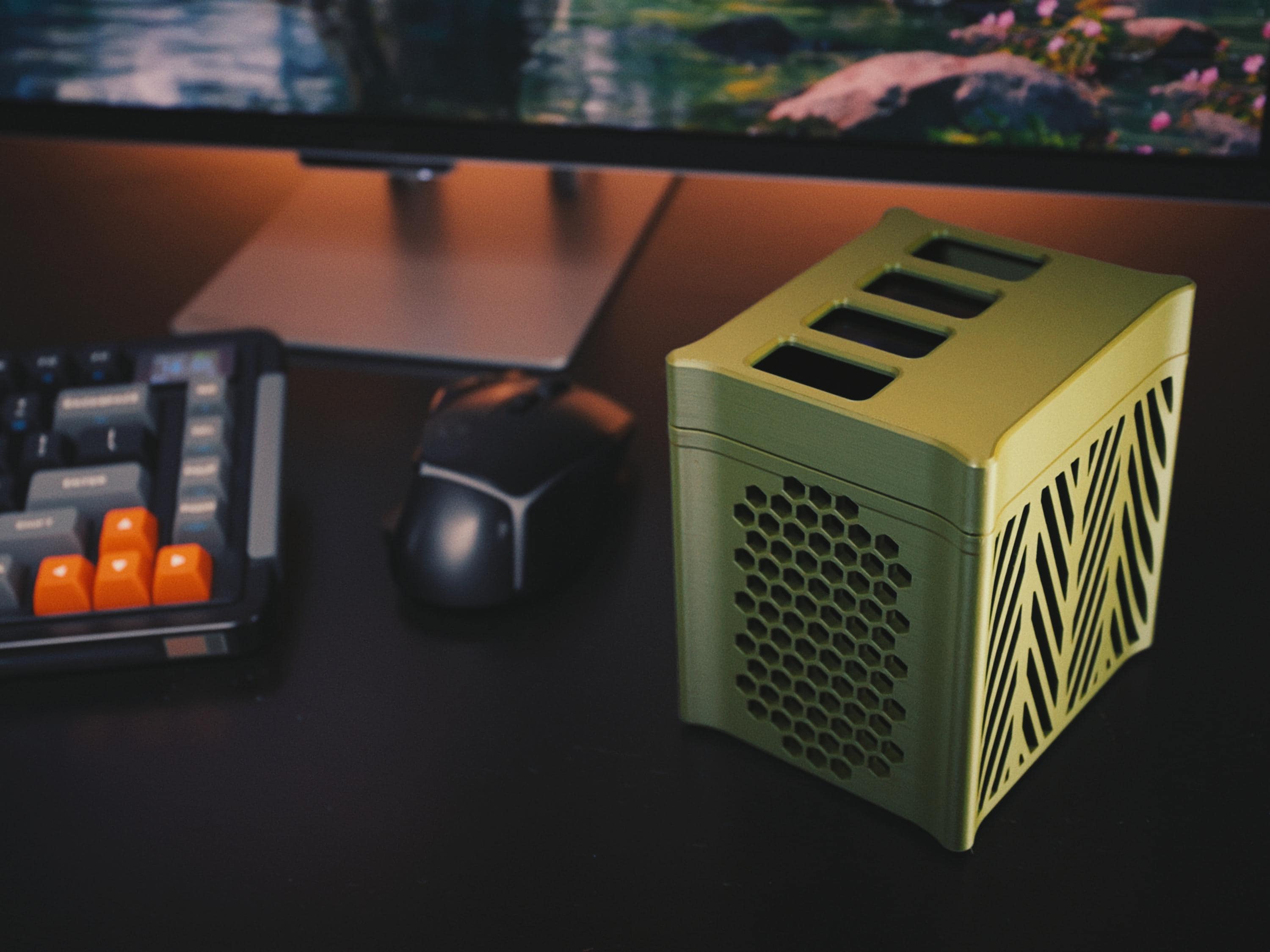 WD Elements Portable Organizer – Holds 4 Drives, Magnetic Lid | 3D Printed HDD Storage Box