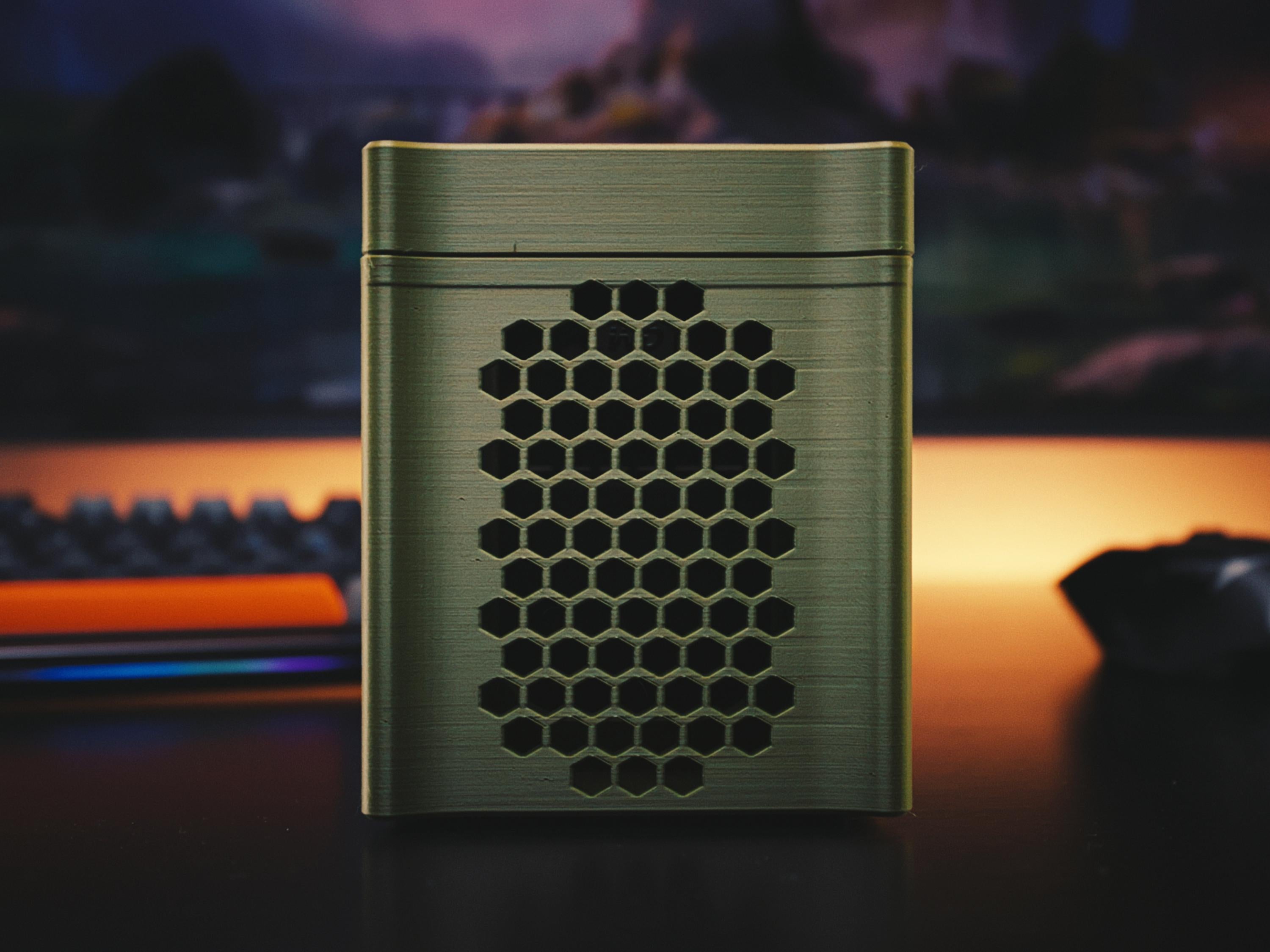 WD Elements Portable Organizer – Holds 4 Drives, Magnetic Lid | 3D Printed HDD Storage Box