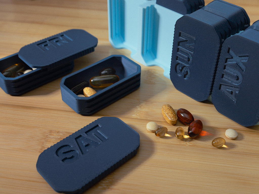 7 Day Pill Organizer | Weekly Pill Box with Removable Daily Capsules | Grab & Go Dispenser
